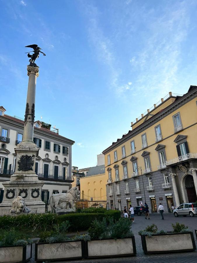Martiri Boutique Apartment Napoli Bagian luar foto